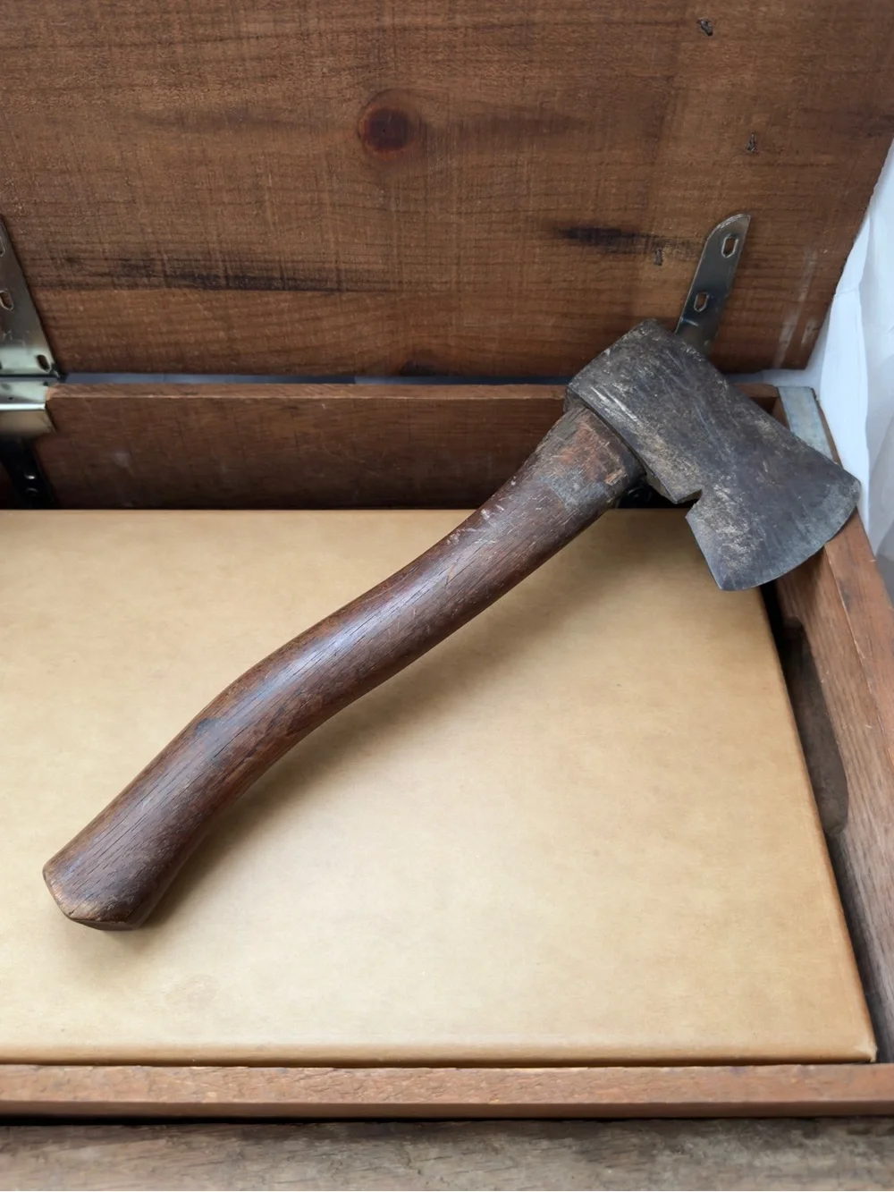 Vintage 1934-1937 Plumb Official Scout Axe screw wedge